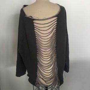 Soft sweater/ cut back